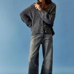 Straight-leg jeans stars